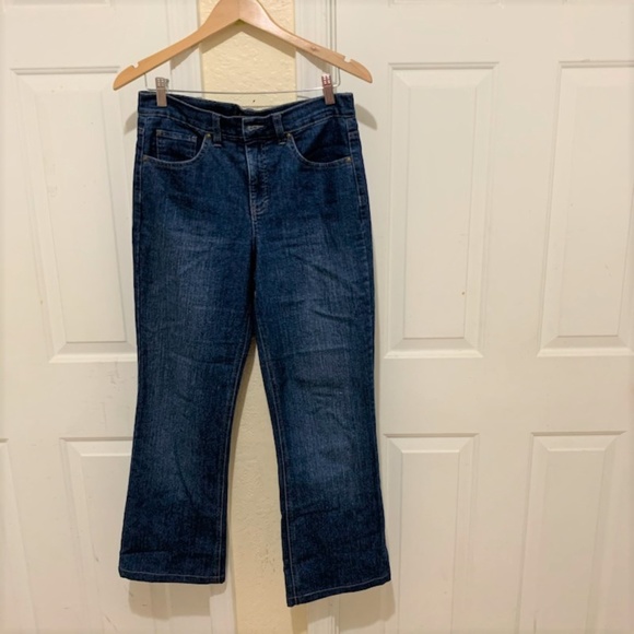 Gloria Vanderbilt Blue Jean - Picture 2 of 5